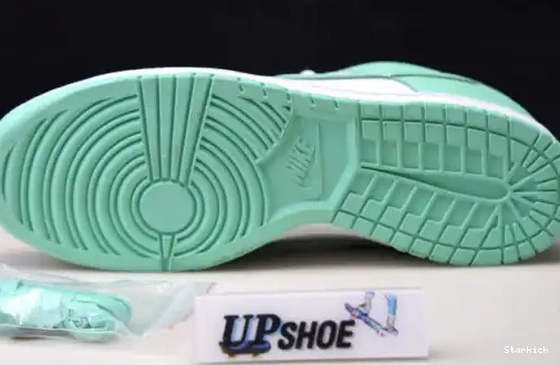 DD1503-105 Glow (W) Low Green Nike Dunk 0704